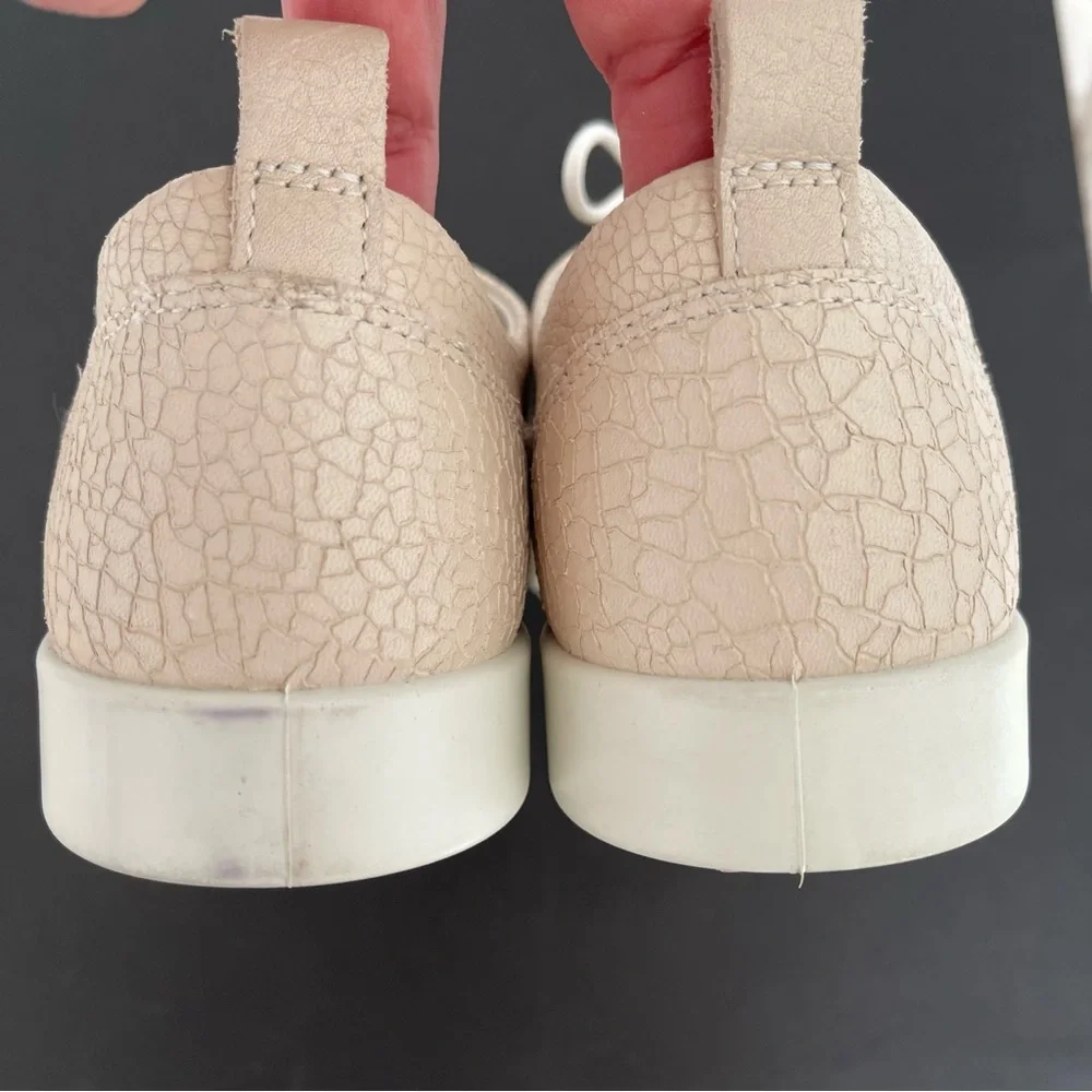 Ecco Gillian Tie Lace Up Sneakers, Size 9.5 - Picture 7 of 13